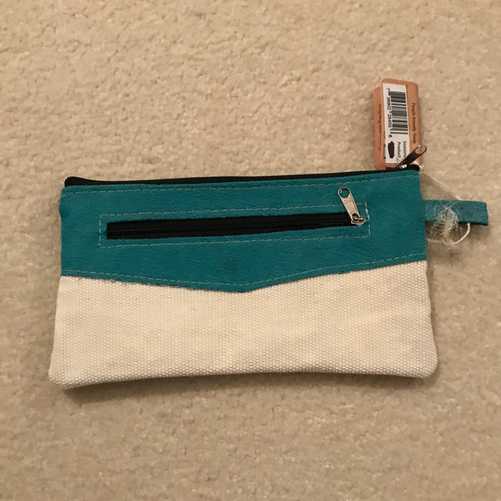 Wristlet - Picture 2 of 2
